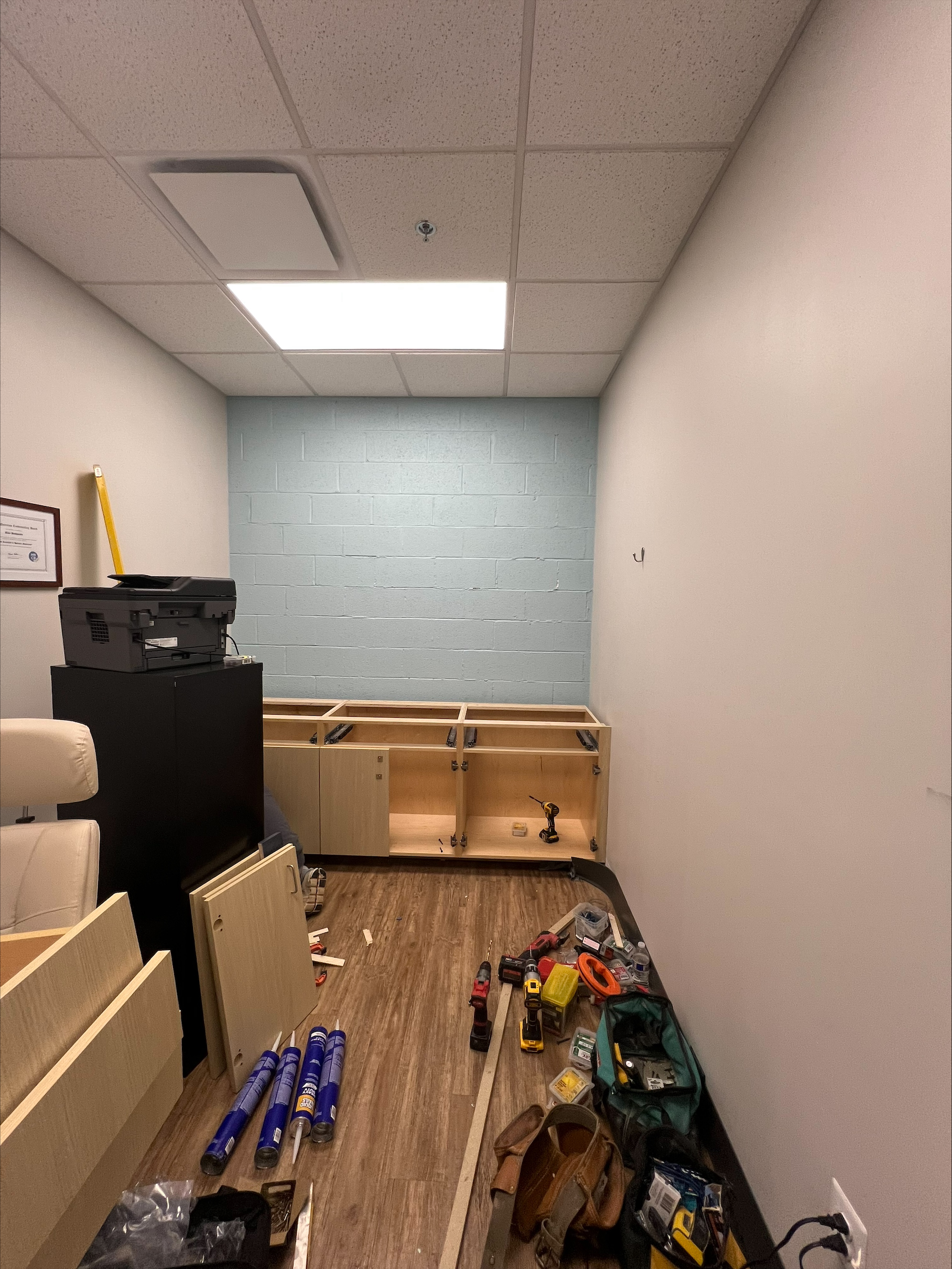 Cabinet remodel handyman in Gaithersburg Maryland